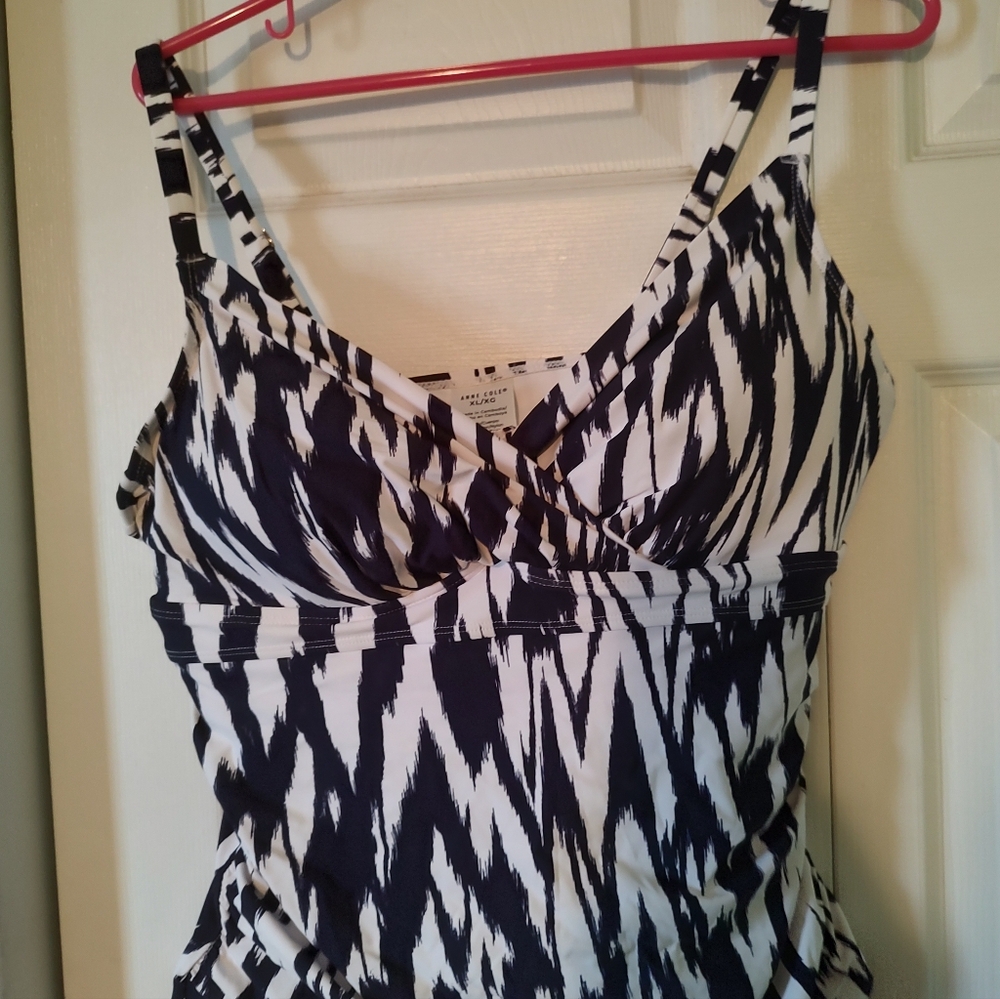 Anne Cole Navy White Ikat Tankini Swim Top XL UPF 50 Adjustable Straps